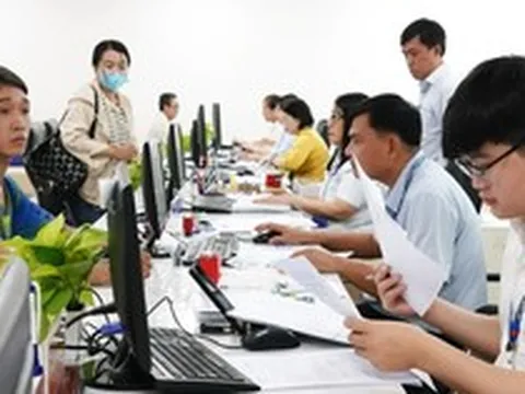 Chế độ khi công chức tự nguyện xin thôi việc