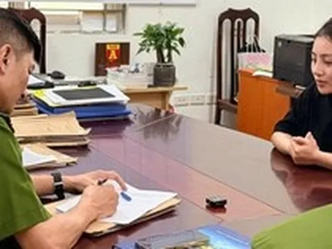 Thông tin mới nhất vụ bé 4 tuổi bị mẹ đẻ và cha dượng bạo hành tử vong