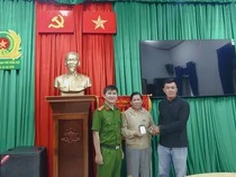 Nhận 400 triệu đồng từ tài khoản lạ, nam thanh niên làm điều bất ngờ