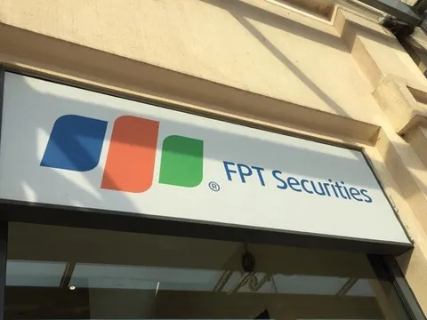 FPTS chốt quyền chia cổ tức tiền mặt 5%, thưởng cổ phiếu tỉ lệ 10:1