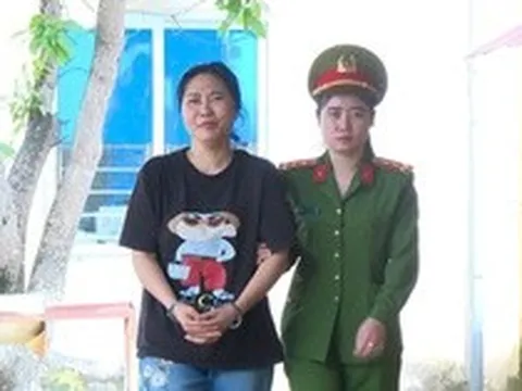 Ra lệnh khám xét khẩn cấp, bắt tạm giam môi giới Lê Thị Thảo SN 1975