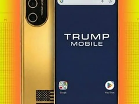 Điện thoại Trump Phone chính thức ra mắt sau 9 tháng trễ hẹn, giá 13 triệu đồng