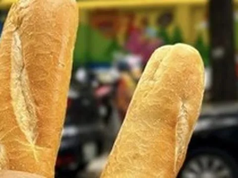 Một ông lớn ngành thực phẩm dự kiến bán bánh mì que, cơm nắm, cá viên