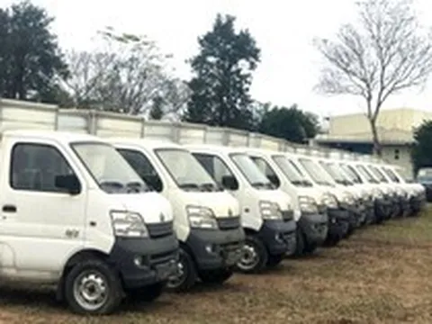 Doanh nghiệp ô tô lớn nhất sàn chứng khoán bán đấu giá 141 xe ô tô tải, giá khởi điểm trung bình hơn 66 triệu/xe