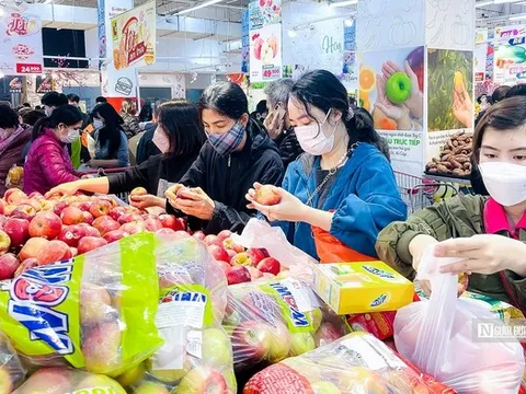 Phát triển thị trường trong nước thành “điểm tựa” cho tăng trưởng kinh tế 2 con số