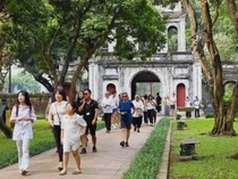 Tin cực vui: Ngay tháng sau, Hà Nội sẽ chi gần 2.000 tỷ đồng thực hiện một chính sách vượt trội, gần 9 triệu người dân trực tiếp hưởng lợi