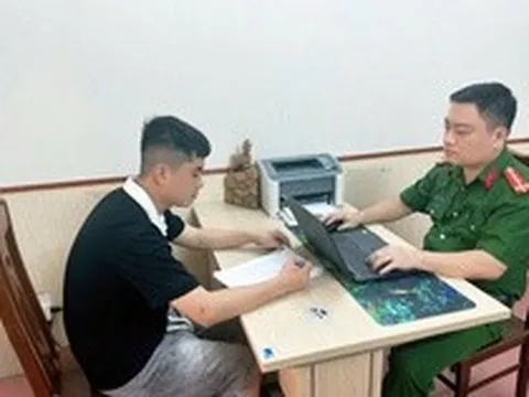 Thi hành lệnh bắt tạm giam Nguyễn Anh Tuấn SN 1996