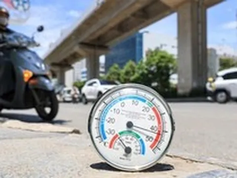 Vì sao Hà Nội ngày càng nóng và ngột ngạt hơn?