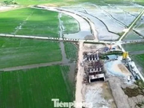 Bị 'tuýt còi' nhiều lần, nhà thầu thi công dự án đường nghìn tỷ vẫn ì ạch