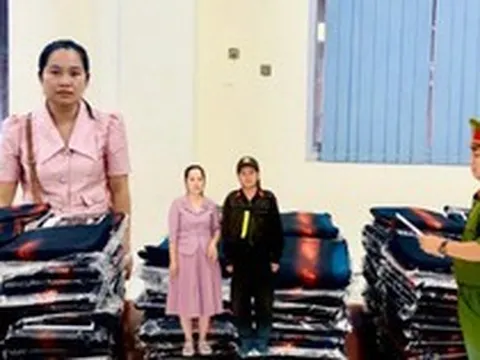 Ra quyết định khởi tố bà chủ thương hiệu vải áo dài Hoàng Thị Bích Ngọc SN 1986