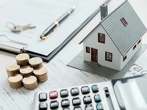 Lãi suất vay tăng cao, nhà đầu tư bất động sản tìm cách cắt lỗ, bán tháo