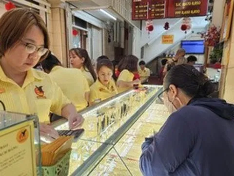 Giá vàng tăng thêm 11 triệu đồng/lượng sau 2 ngày