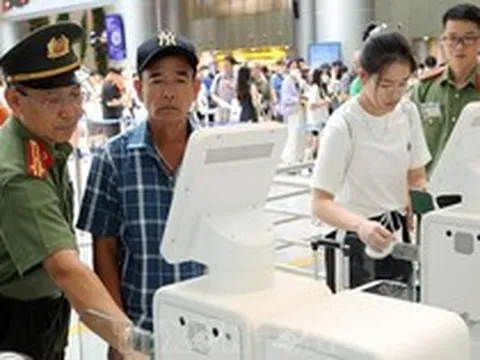 Phó Thủ tướng yêu cầu tháo gỡ vướng mắc về tạm hoãn xuất cảnh do nợ thuế