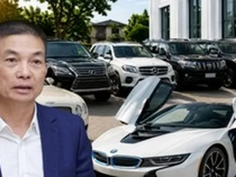 Hot: "Siêu Sale" bất ngờ của Tập đoàn Sơn Hải có hàng loạt siêu xe, Bentley Flying Spur và BMW i8 góp mặt
