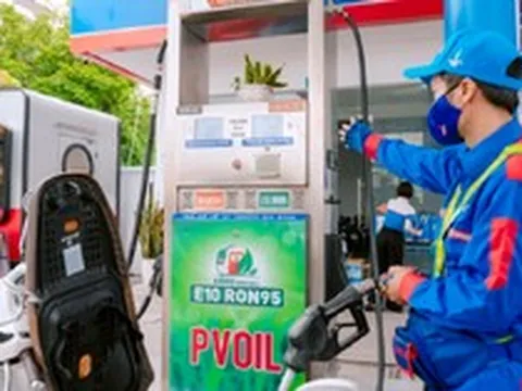 Giá xăng E10 còn tiếp tục giảm không?