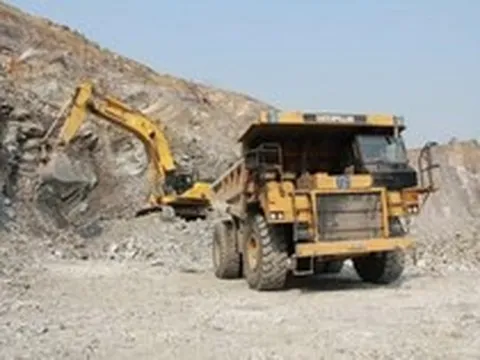 "Đại gia" khai thác vàng bạc lớn nhất Việt Nam chốt ngày trả cổ tức hơn 90%