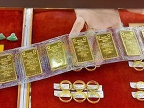 Giá vàng SJC, vàng nhẫn trơn chiều ngày 23/6 bất ngờ giảm mạnh, người mua lỗ gần 5 triệu sau vài tiếng