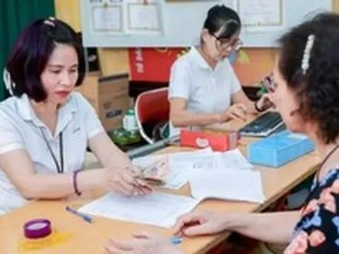 Vụ cụ bà 97 tuổi nhận lương hưu: BHXH Hà Nội lên tiếng, đề xuất bỏ giới hạn giấy ủy quyền