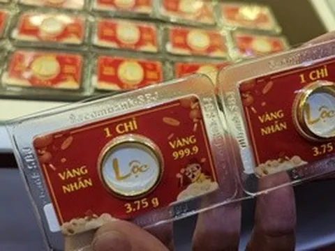 Giá vàng miếng SJC, vàng nhẫn rớt trở lại