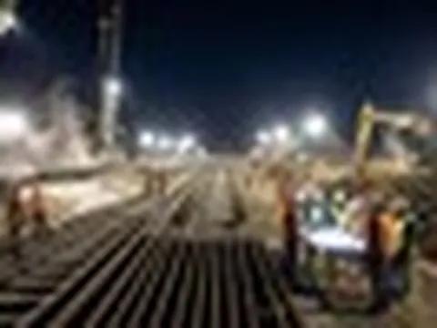 Vừa chốt làm đường sắt 8 tỷ USD với Trung Quốc, sau tuyên bố mua công nghệ của Hàn Quốc, một nước châu Á lên kế hoạch gì?