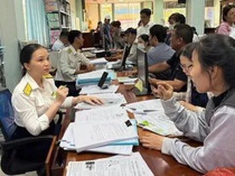 Kinh doanh không đủ 12 tháng trong năm, tính thuế thế nào?