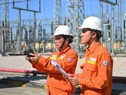 Nắng nóng gay gắt kéo dài, cung ứng điện có được đảm bảo?
