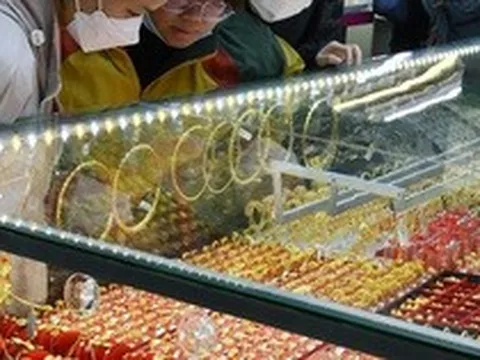 Giá vàng hôm nay 28-6: Khó đoán