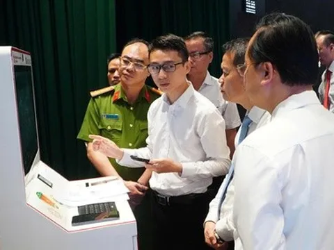 Đà Nẵng ra mắt 11 trạm dịch vụ công số phục vụ dân