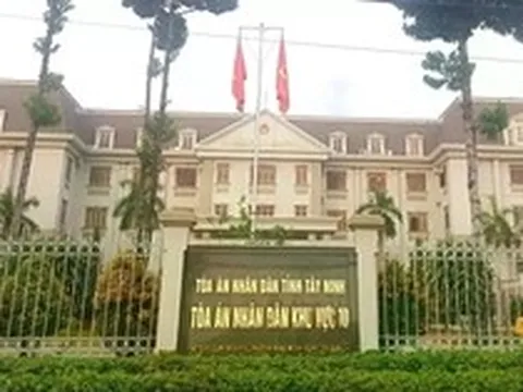 Dôi dư hàng trăm trụ sở ở vị trí 'đất vàng'