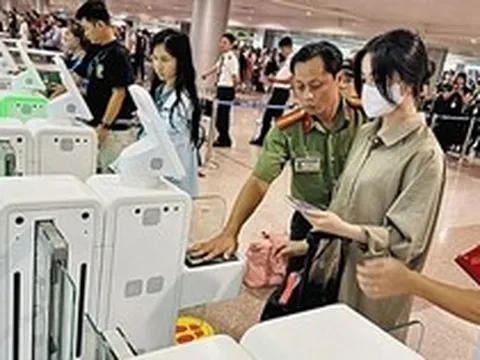 Hủy tạm hoãn xuất cảnh đối với cá nhân, hộ kinh doanh khi số nợ thuế còn dưới 50 triệu đồng