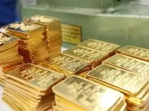 Giá vàng đứng im, cả tuần người mua 'bỏ túi' bao nhiêu?