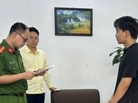 Ra quyết định khởi tố quản lý xưởng trà Nguyễn Quang Lợi SN 2000