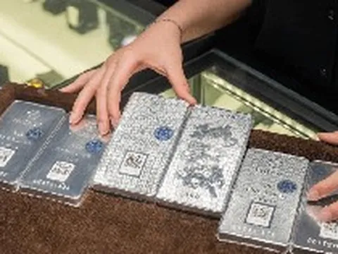 Sau cú rơi hơn 20%, một yếu tố đang ủng hộ giá bạc phục hồi trong tháng 7
