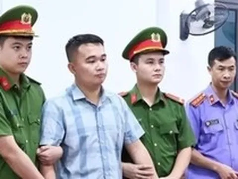 Điểm thi bất thường tại Tuyên Quang: Giữ khẩn cấp thầy giáo để tránh tẩu tán tài liệu, xoá bỏ dấu vết