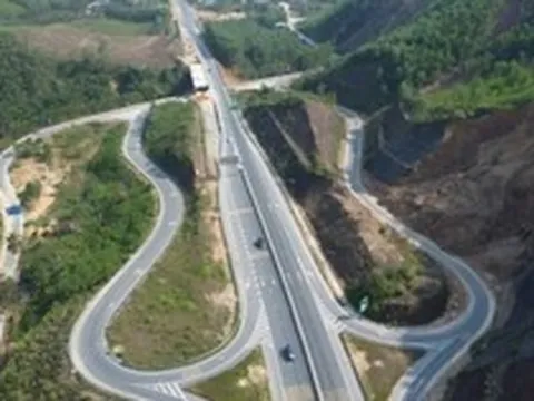 Tạm dừng khai thác cao tốc Cam Lộ - La Sơn vào ban đêm từ 10/7