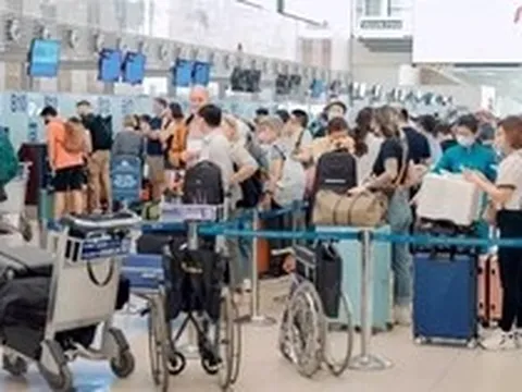 Thời hạn hoàn vé, mức bồi thường cho khách bị chậm, hủy chuyến bay