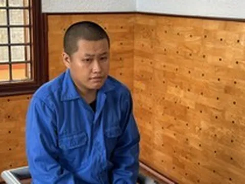 Thi hành lệnh bắt tạm giam Phan Bá Ngọc 20 tuổi