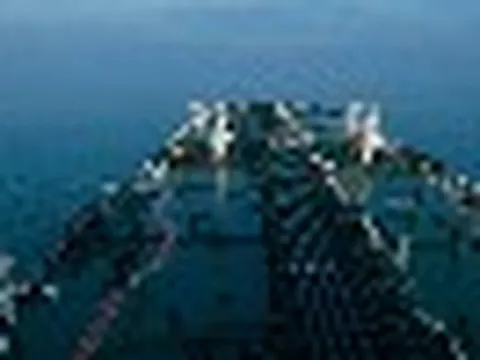 Xuất khẩu dầu thô bằng đường biển đạt kỷ lục: Tại sao Nga nhận tin buồn 'khó tin'?