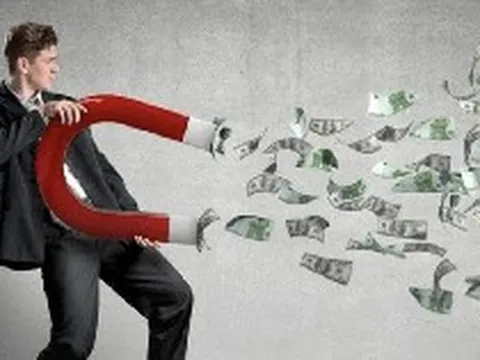 Đón loạt “tin vui”, một nhóm cổ phiếu bất ngờ hút tiền