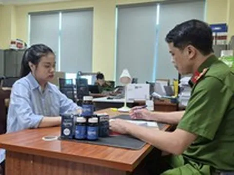Khởi tố, cấm đi khỏi nơi cư trú với bà chủ Nguyễn Thị Tuyết Nga SN 1999