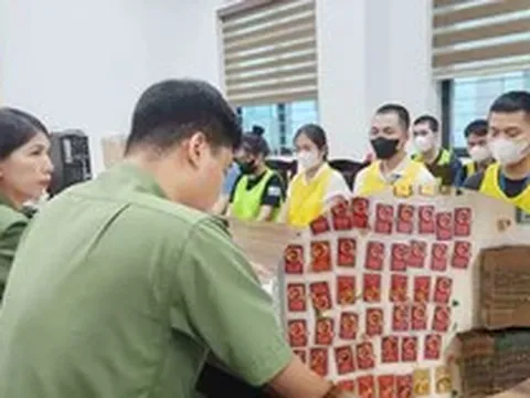 Công an Hà Nội triệt phá đường dây mua bán 5.000 tài khoản ngân hàng