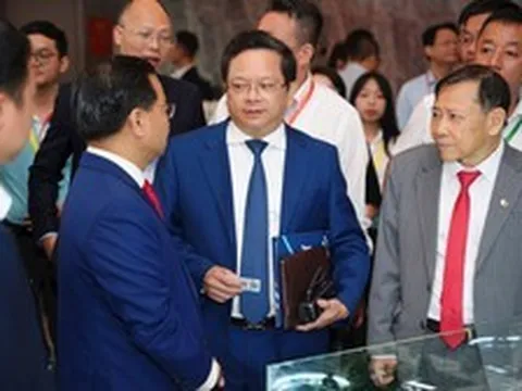 TP cảng là nơi bàn bạc về lĩnh vực đóng góp 10% GDP của VN, thu hút “đại bàng” từ Mỹ, TQ, Nhật… đầu tư