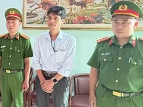 Bắt giám đốc công ty bán hơn 250 tấn phân bón giả