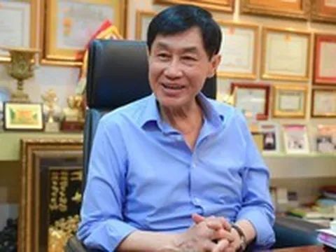 Hành trình “ngược dòng” của doanh nhân Johnathan Hạnh Nguyễn