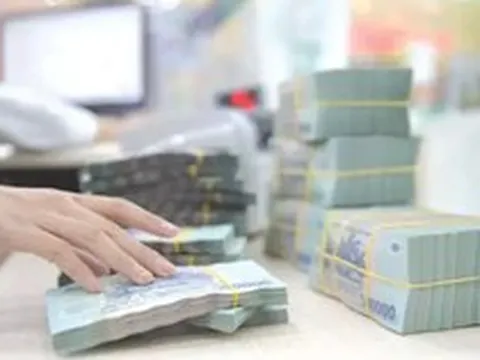 Cán bộ, công chức cấp xã thu nhập đến 25 triệu đồng mỗi tháng