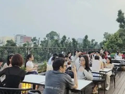 Du lịch bứt phá nửa đầu năm, thành động lực tăng trưởng kinh tế của TP Hồ Chí Minh
