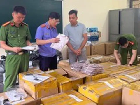 Khởi tố chủ đường dây sản xuất 16.000 sản phẩm giả thương hiệu thời trang Owen