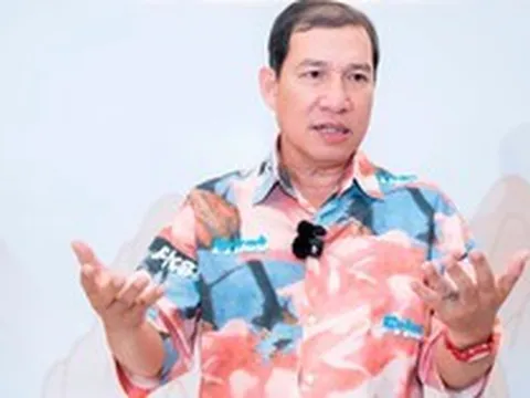 Xem “kỳ quan” tái hiện 4.000 năm lịch sử VN của tỷ phú Phạm Nhật Vượng, NSƯT Quang Thắng ao ước làm 1 việc