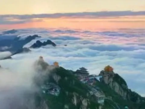 Trung Quốc: Tuyển người ngắm mây lương 200 triệu đồng/tháng, bao ăn ở