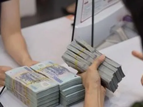 Ngân hàng đầu tiên công bố tăng lãi suất tiết kiệm kể từ đầu tháng 7